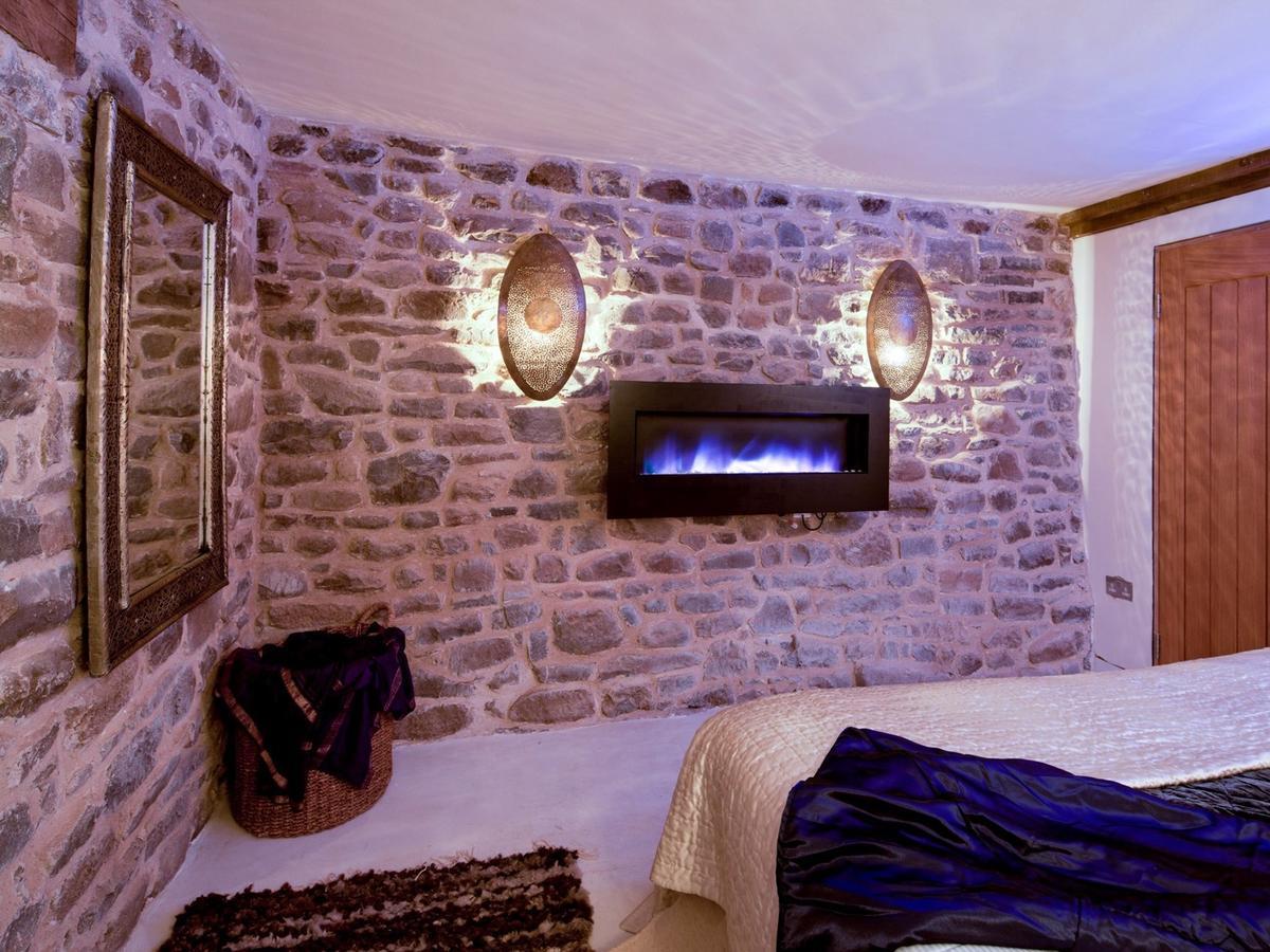 Red Kite Barn - Charming Boutique Barn Conversion Newbridge on Wye Kültér fotó