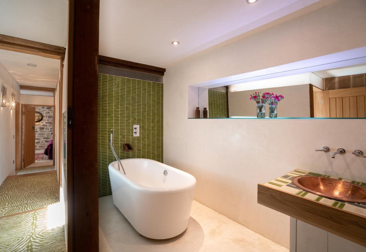 Red Kite Barn - Charming Boutique Barn Conversion Newbridge on Wye Kültér fotó